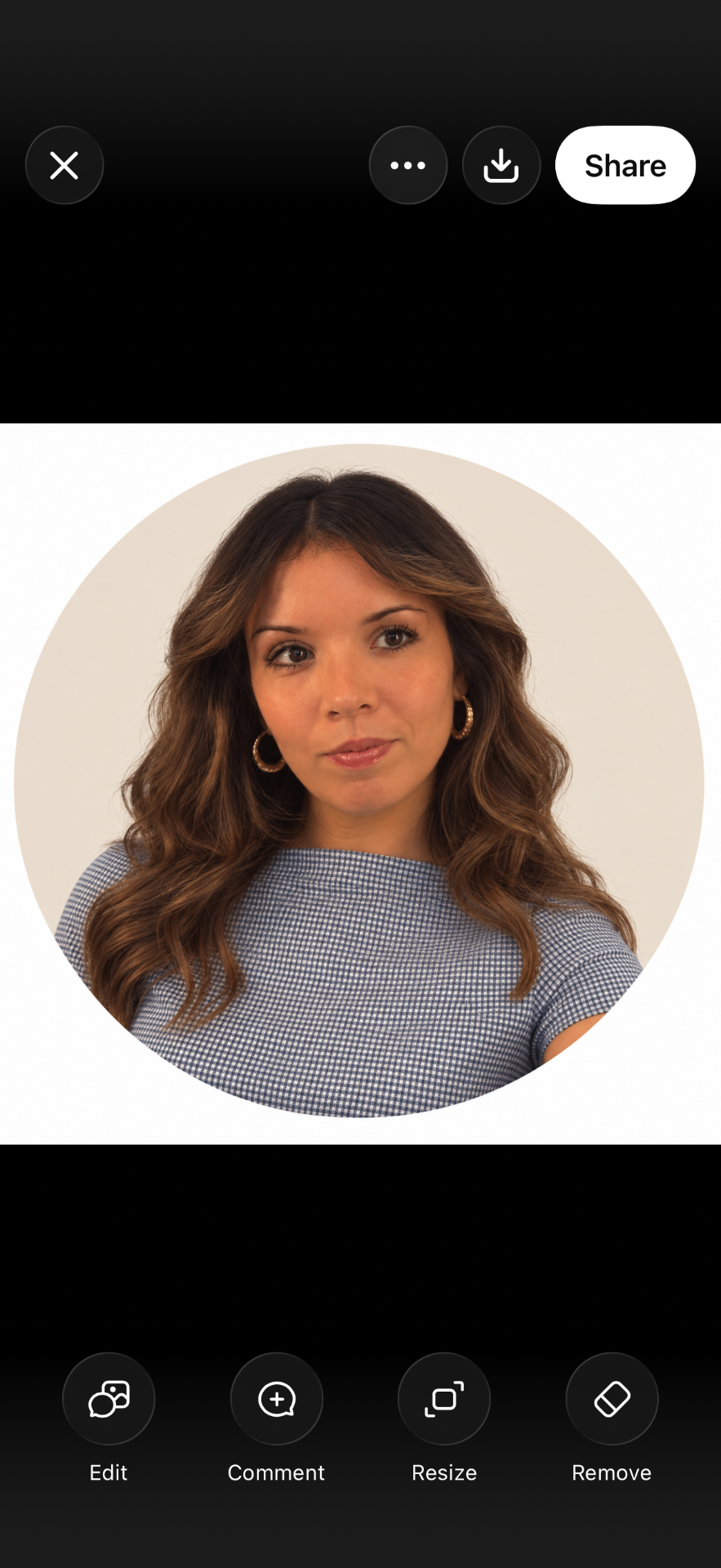 Portrait de Marina RABHI, fondatrice de ZenRent Pro